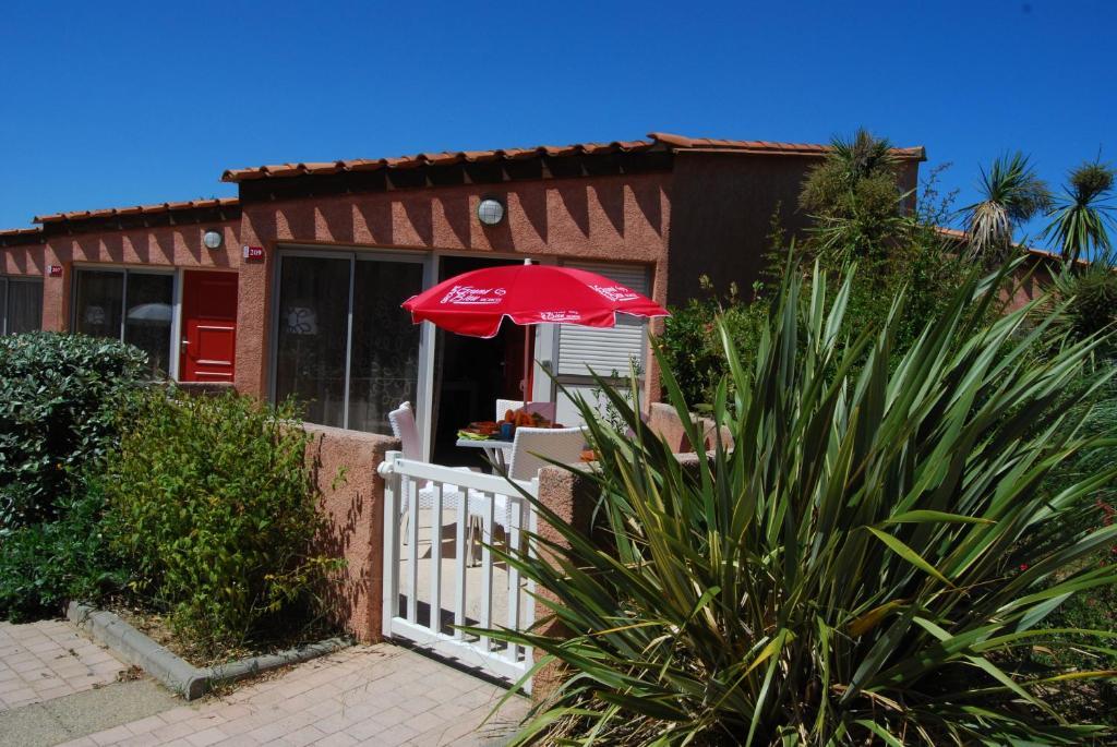 Lagrange Grand Bleu Vacances - Residence Les Jardins De Neptune Saint-Cyprien  Rom bilde