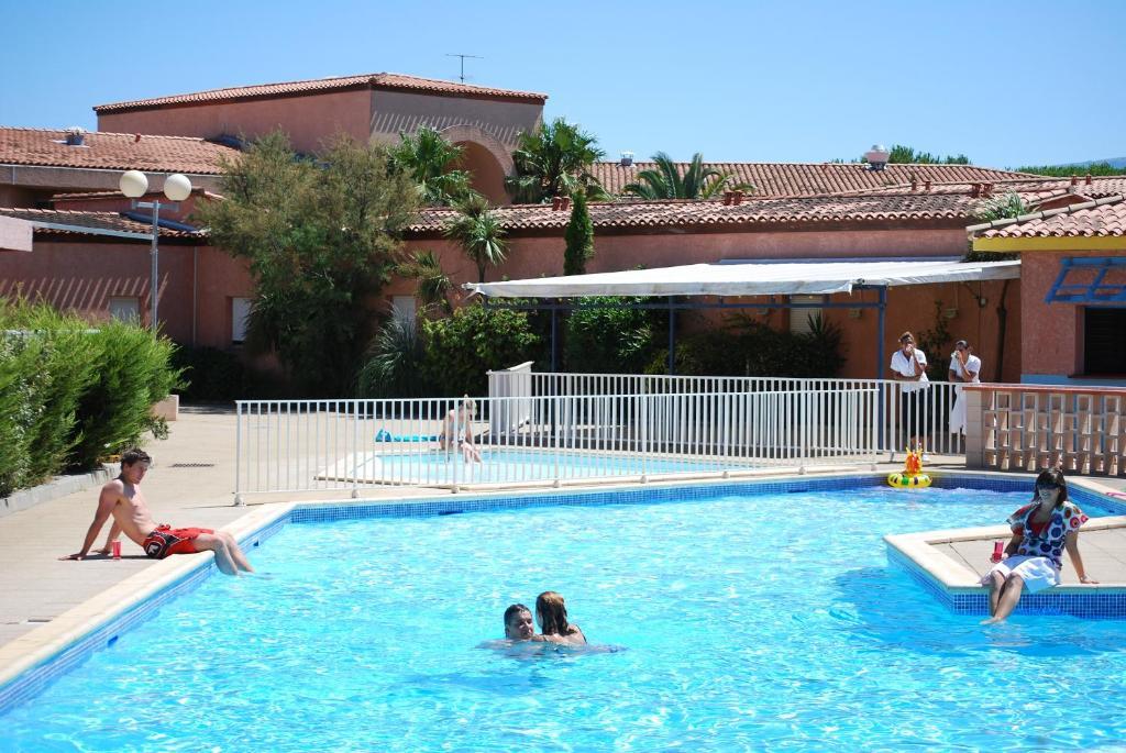 Lagrange Grand Bleu Vacances - Residence Les Jardins De Neptune Saint-Cyprien  Eksteriør bilde